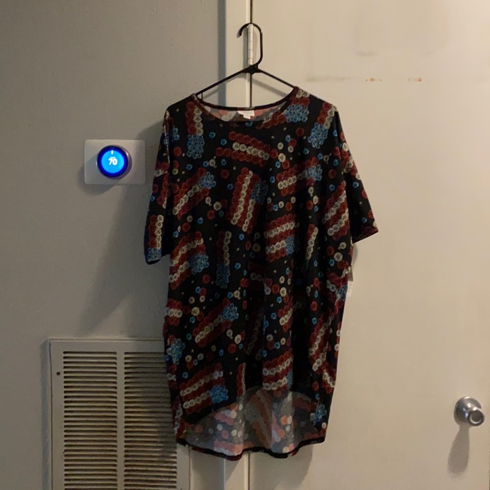 LulaRoe Irma Blouse